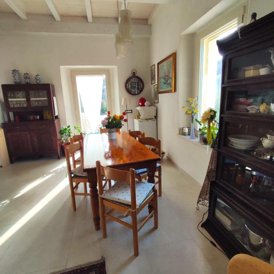 Cantoquinto Bed And Breakfast Fivizzano Ngoại thất bức ảnh